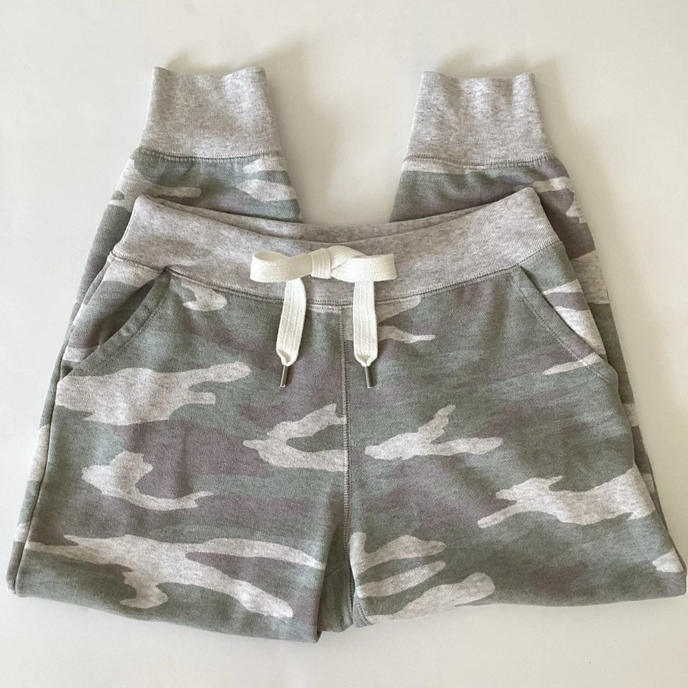aerie Camo Joggers Sweats Size Medium - Picture 1 of 10
